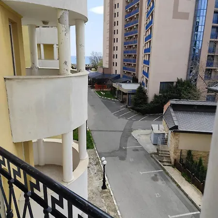 Victoria Residens Apartmens 公寓 *